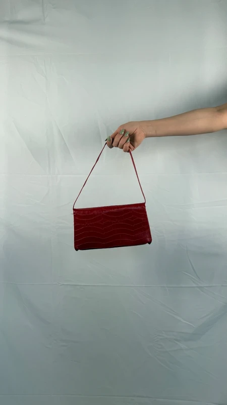 red shoulderbag clutch | vintage vibe